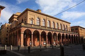 Sabato 5 aprile. Ore 10.30 Teatro Comunale, largo Respighi 1. Con la guida di Piero Mioli “Musica, Arte, Spettacolo. Il Teatro Comunale di Bologna come monumento cittadino”